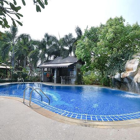 โอโย 536 เรือนกันทิมา Hotel บ้านแหลมฉบัง ภายนอก รูปภาพ