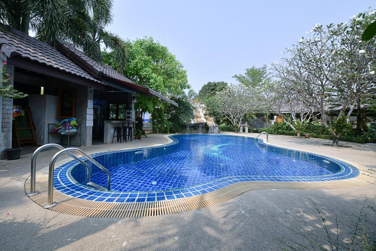 โอโย 536 เรือนกันทิมา Hotel บ้านแหลมฉบัง ภายนอก รูปภาพ